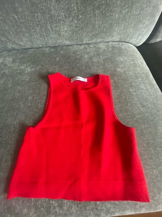 Top rojo sin mangas MNG