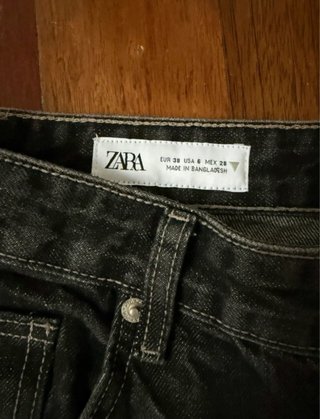 Pantalón vaquero ancho Zara negro