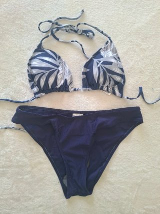 Conjunto bikini 3 piezas estampado floral