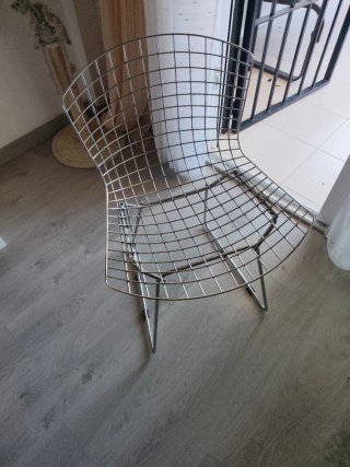 Silla Bertoia Vintage Metal Plateada 38€ cada una.