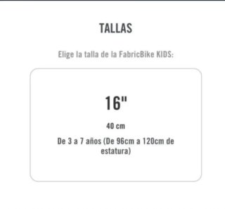 Bicicleta infantil azul con cesta