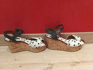 Sandalias Dolce&Gabbana lunares Talla 37