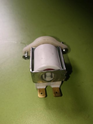 Bomba Electromagnética Vibración Beko