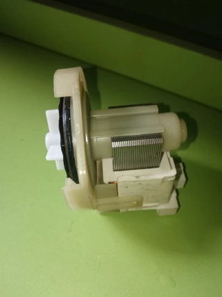 Bomba desagüe lavavajillas Beko