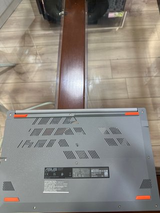 Asus Vivobook E1504F Plata