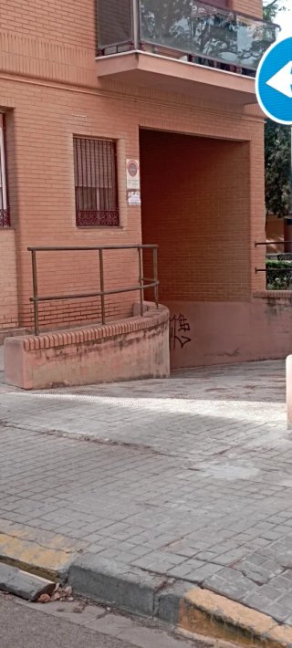 Plaza de Garaje Alameda Park