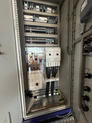 Instalaciones y Mantenimiento Eléctrico.