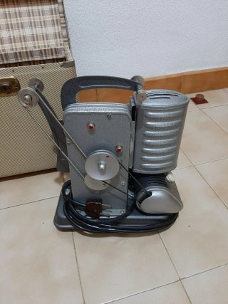 Proyector Cine Magica 8mm vintage Con caja
