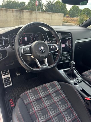 Volkswagen Golf GTI Performance 2.0 TSI 245cv