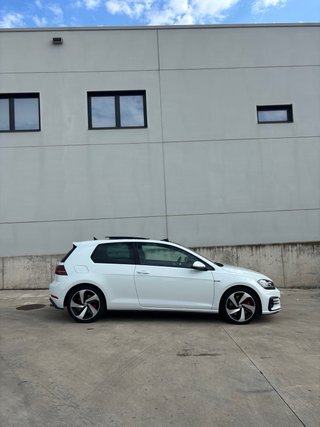 Volkswagen Golf GTI Performance 2.0 TSI 245cv