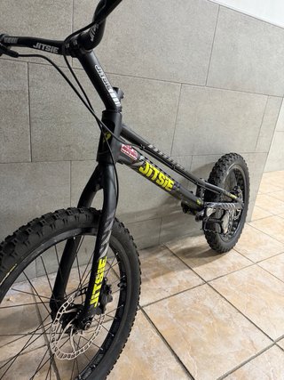 Bicicleta Trial Jitsie