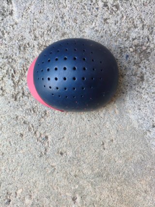 Casco hípica niña azul con triángulos