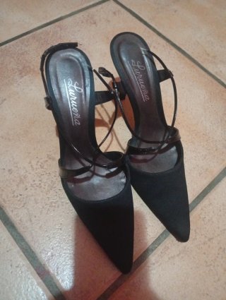 Scarpe col tacco a punta Lurueña