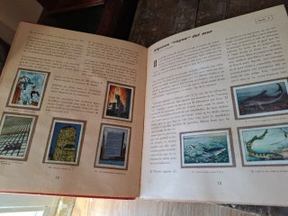 Álbum de cromos Las Maravillas del Universo