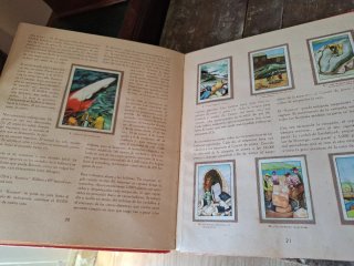 Álbum de cromos Las Maravillas del Universo