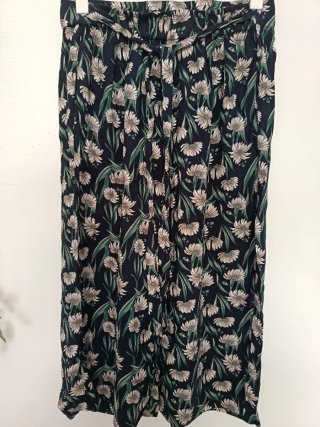 Falda pantalón floral talla S
