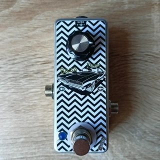 Bazz Fuss – Pedal de guitarra y bajo