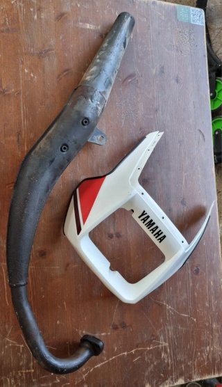 Careta y tubo escape Yamaha DR