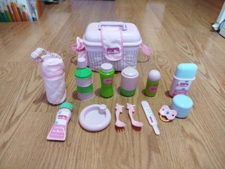 Neceser de muñecas con accesorios