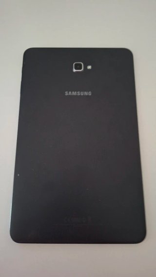 Tablet A6 Negra Como Nueva  con cable USB.