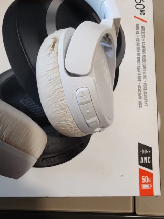 Auscultadores JBL Live 660NC Brancos