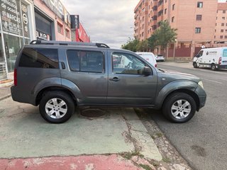 Nissan Pathfinder 2005
