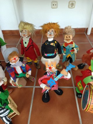Set di 11 pupazzi pagliacci in peluche