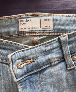 Pantalones flare Bershka tiro alto