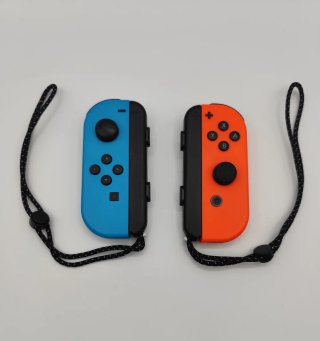 Nintendo Switch OLED Azul y Rojo