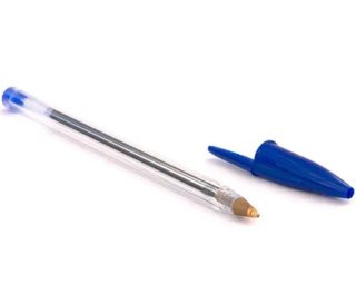 Bolígrafo BIC azul con capuchón