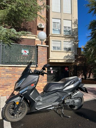 Wottan Storm 125 Scooter