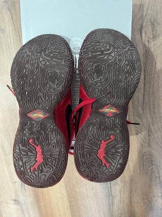 Nike Lebron 20 Liverpool sin estrenar