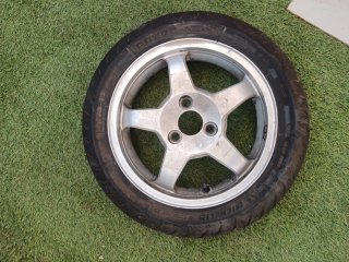 Llanta con Neumático 130/70-13 Michelin