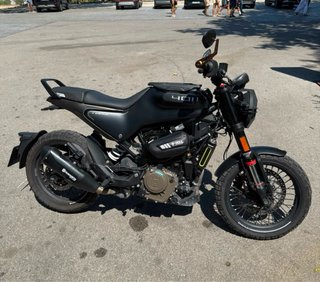 Husqvarna Svartpilen 401 2022 - 7600 km