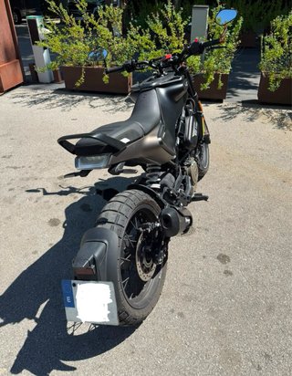 Husqvarna Svartpilen 401 2022 - 7600 km