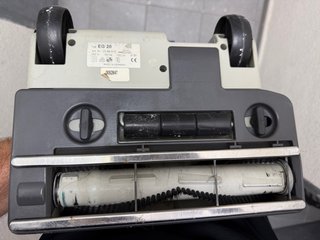 Aspirador Delphin Typ EG 20