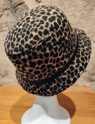 Sombrero estampado leopardo talla 55