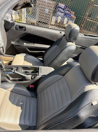 Ford Mustang 3.7 americano año 2014