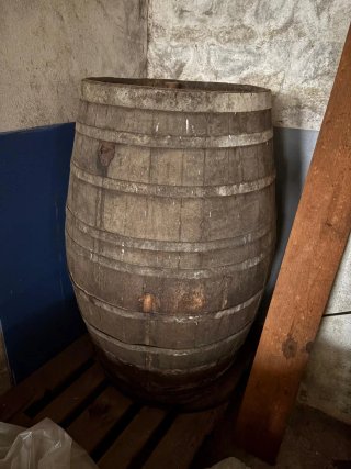 Bota de madera grande