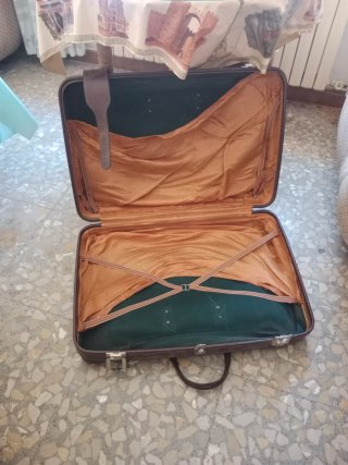 Maleta de cuero vintage