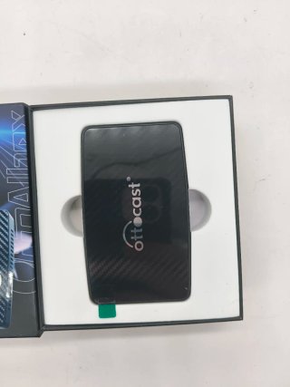 Ottocast Play2Video Pro Multimedia Adapter