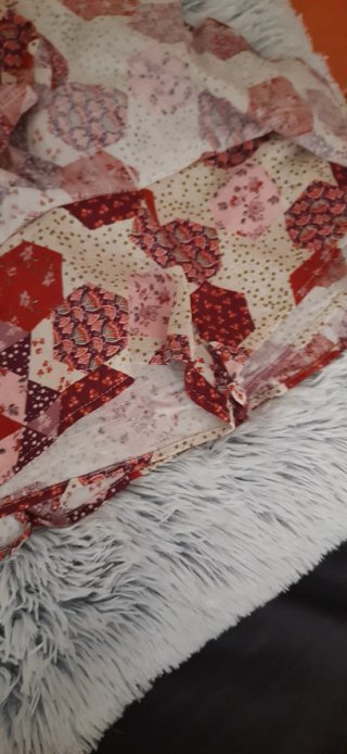 Falda corta estampada con pantalón