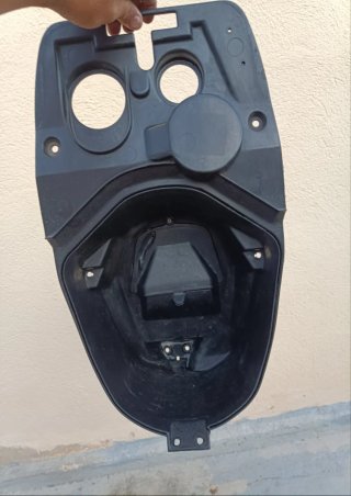Cofre Asiento Peugeot Speedfight Negro