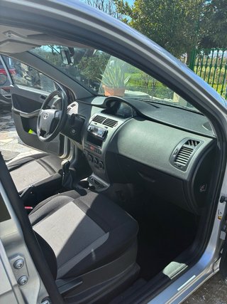 Tata Vista 2012