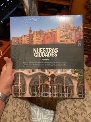 "Nuestras Ciudades" (Signo Editores) - 3 tomos NUE