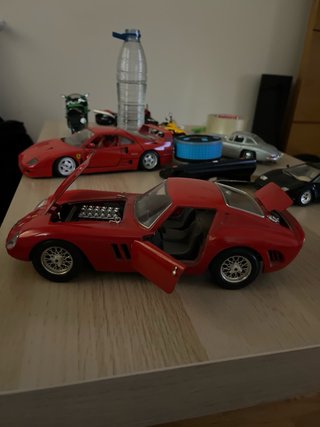 Maqueta Burago iFerrari GTO