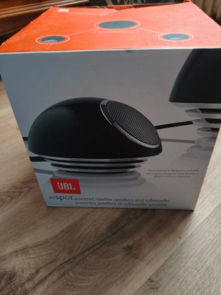 Altavoz y Subwoofer JBL
