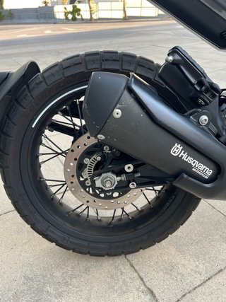 Husqvarna Svartpilen 401 - 07/2021 • 7.441km
