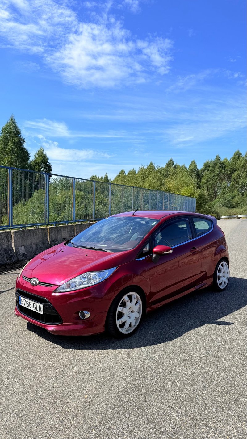 Ford Fiesta sport 1.6 120 gasolina - foto 1