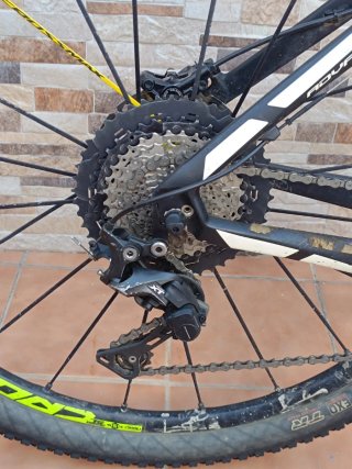 Bicicleta Giant 29 XTC Montaña.